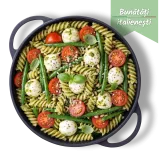 Salată de paste cu pesto și mozzarella