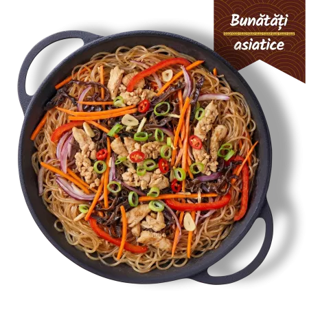 Noodles cu pui